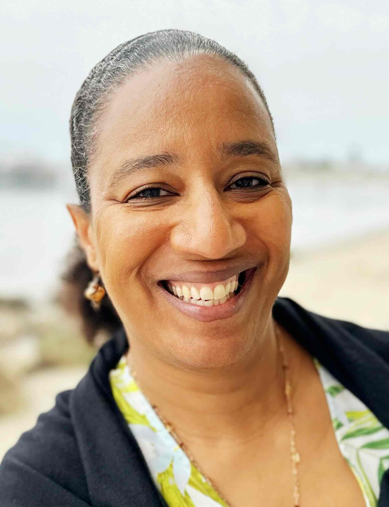 Award-Winning Author Visits Lower Eastern Shore